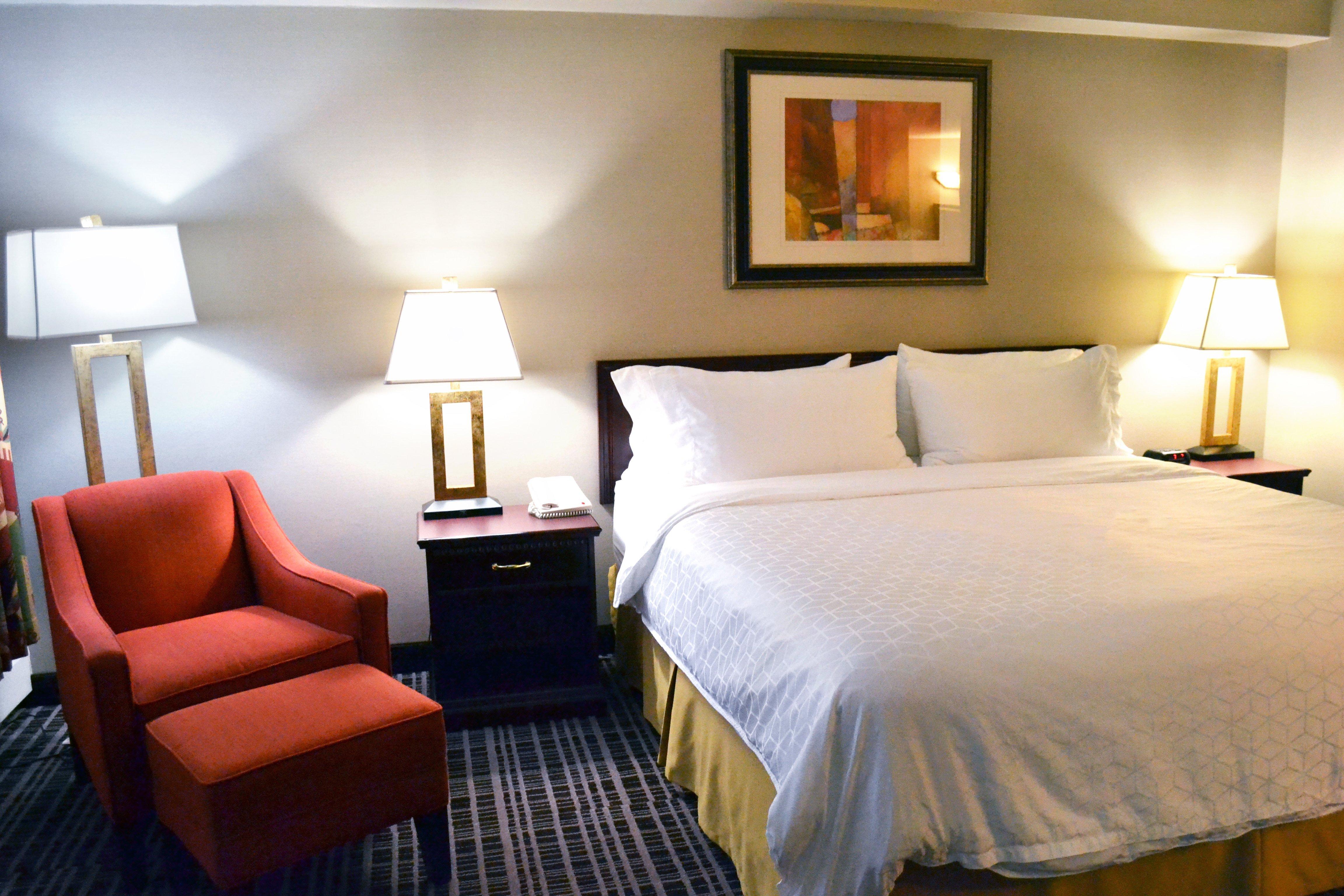 Holiday Inn Express Red Deer By Ihg Exterior photo