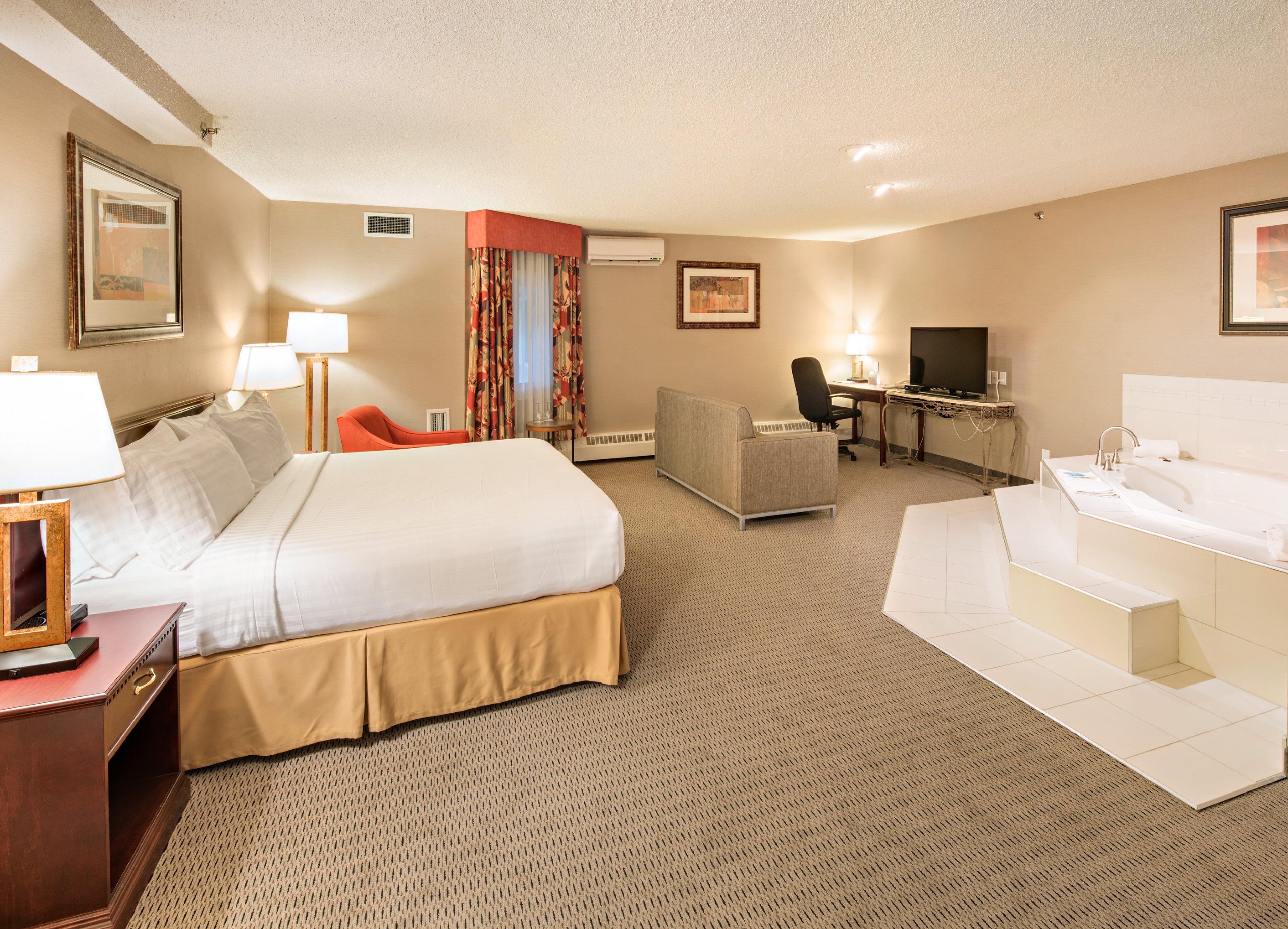 Holiday Inn Express Red Deer By Ihg Exterior photo